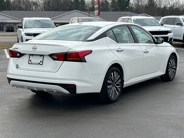 Used 2025 Nissan Altima 2.5 SV FWD image 34