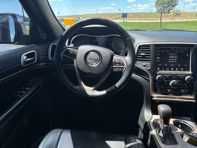 Used 2017 Jeep Grand Cherokee Limited w/ Luxury Group II AWD/4WD image 13