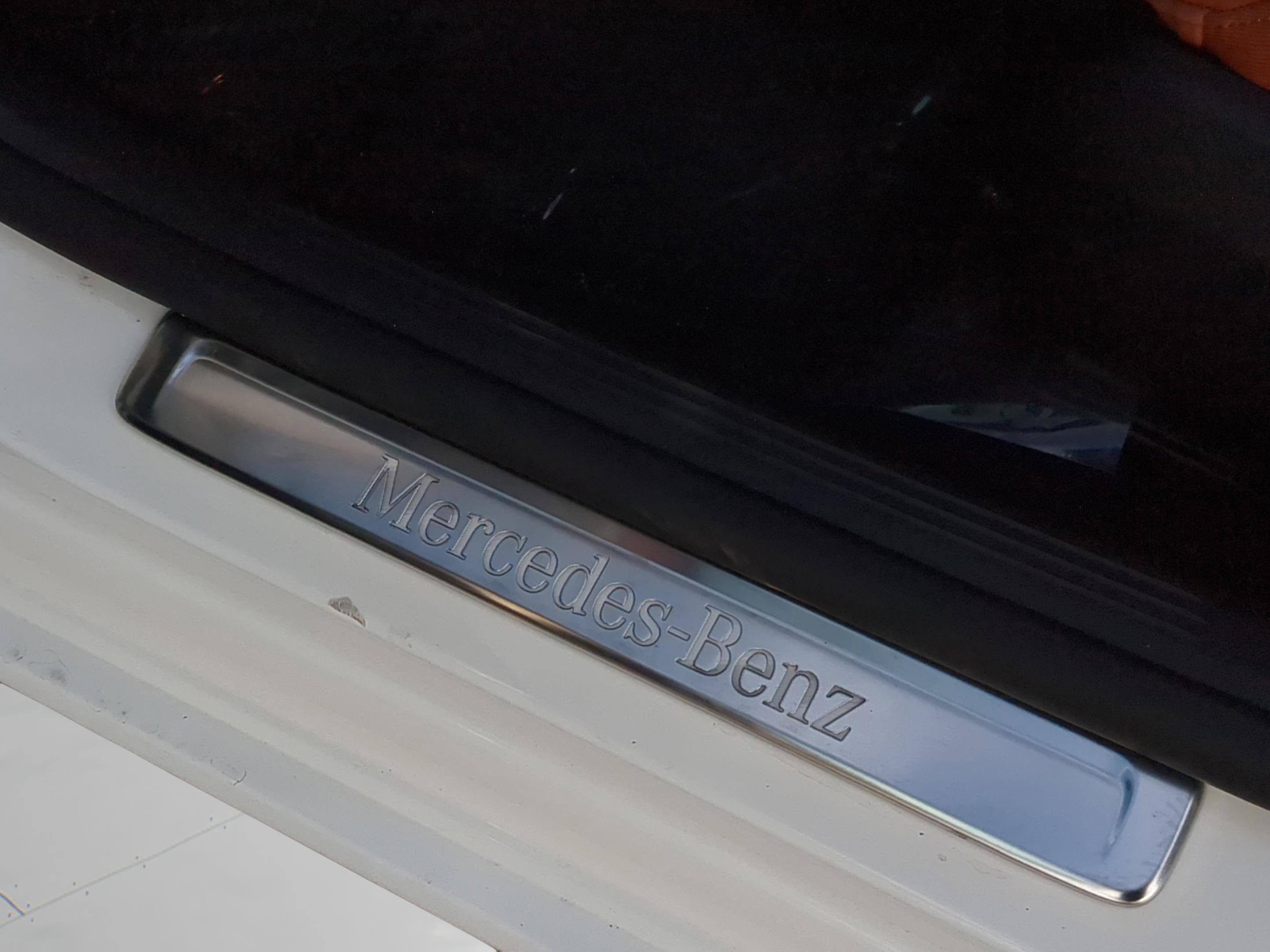 Certified 2025 Mercedes-Benz C 300 4MATIC Sedan image 34