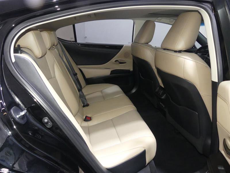 Used 2020 Lexus ES 350 w/ Premium Package image 29