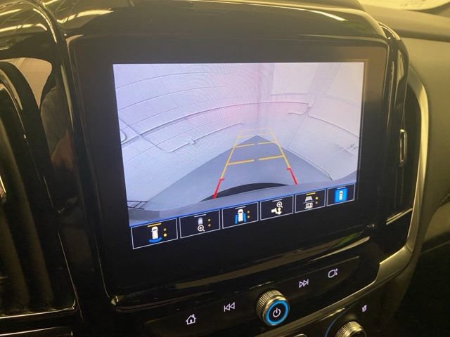 Used 2023 Chevrolet Traverse Premier image 13