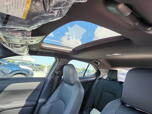 New 2025 Lexus UX 300h FWD w/ Accessory Package (Z2) image 22