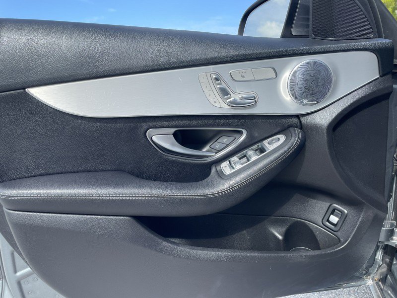 Used 2020 Mercedes-Benz C 300 Sedan w/ Premium Package image 27