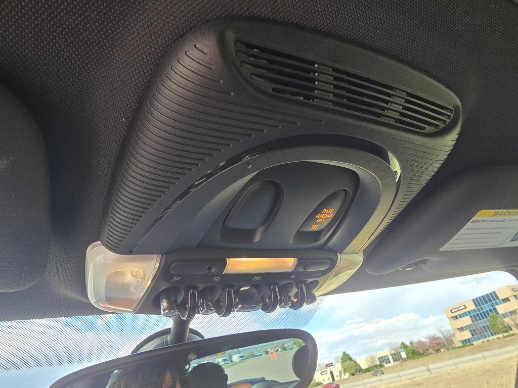 Used 2015 MINI Cooper S image 23