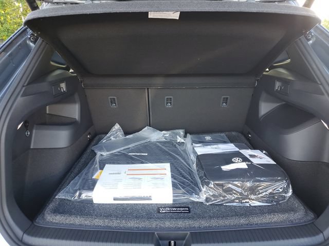 New 2026 Volkswagen Tiguan SE R-Line AWD/4WD image 7