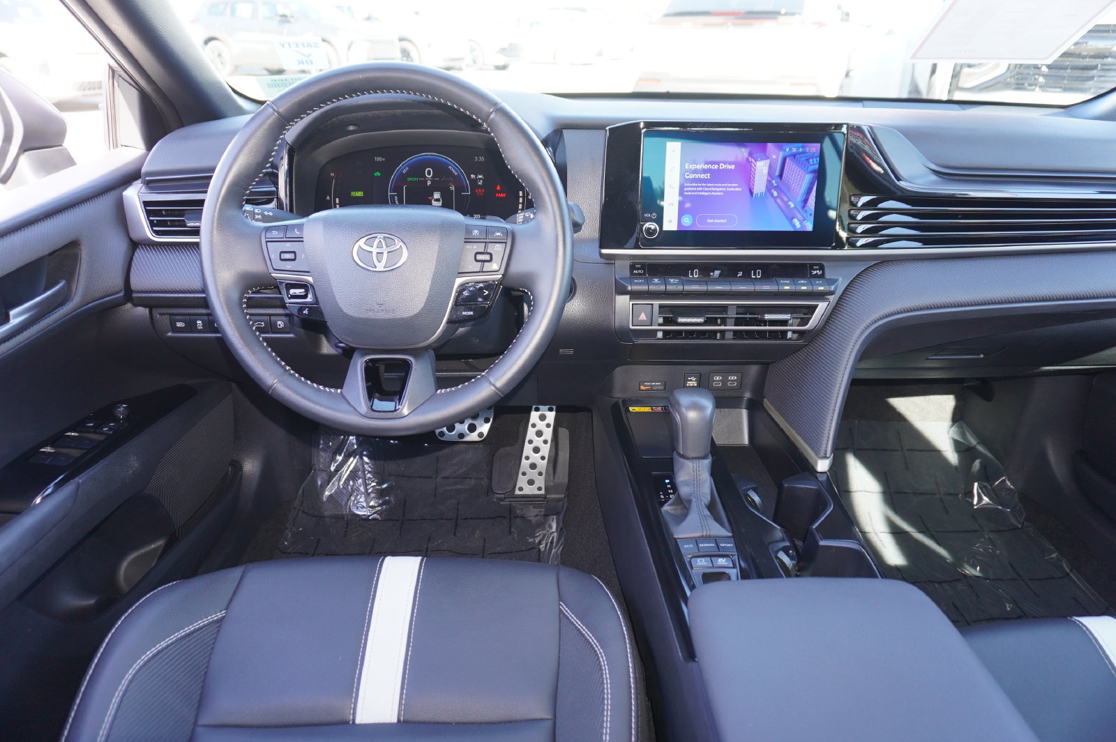 Certified 2026 Toyota Camry SE FWD image 10