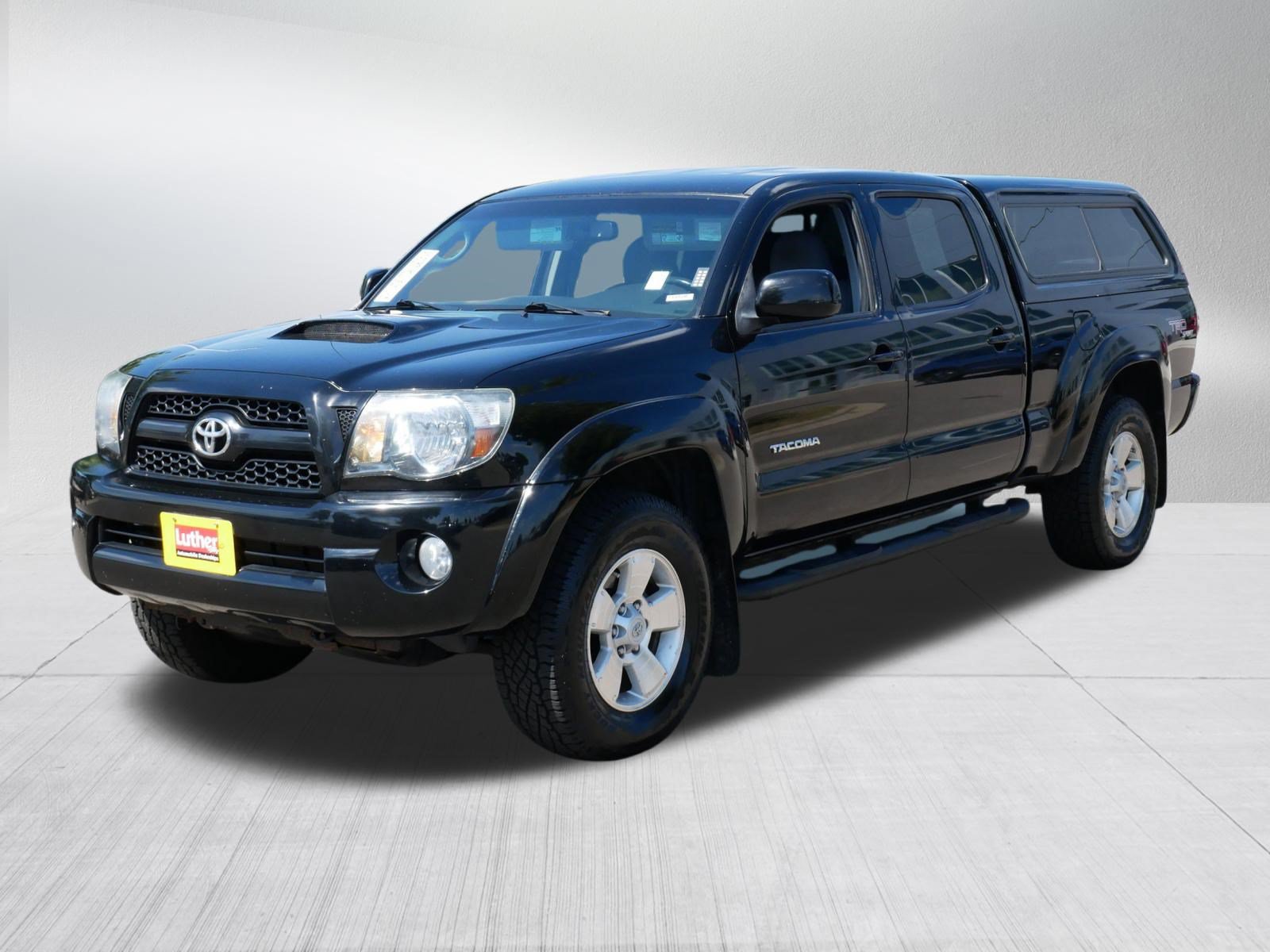 Used 2011 Toyota Tacoma 4x4 Double Cab w/ TRD Sport Pkg w/JBL Audio image 3