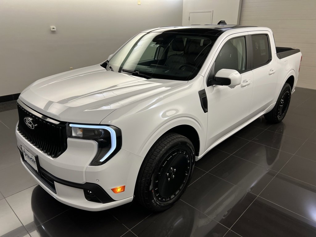 New 2025 Ford Maverick Lobo image 3