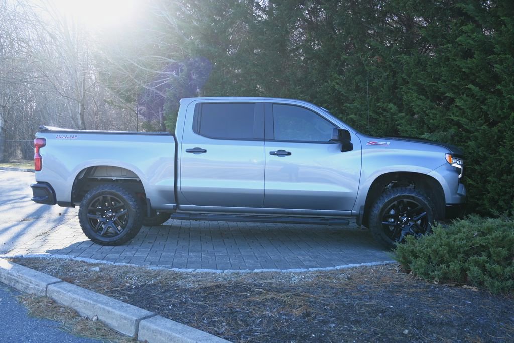 Used 2024 Chevrolet Silverado 1500 LT Trail Boss image 8