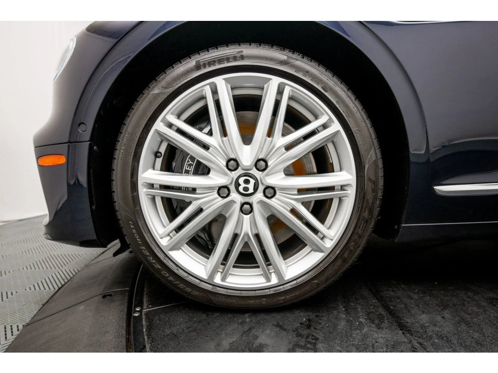 Certified 2023 Bentley Flying Spur V8 AWD/4WD image 38