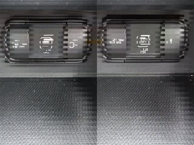 Used 2023 Kia Seltos S image 31