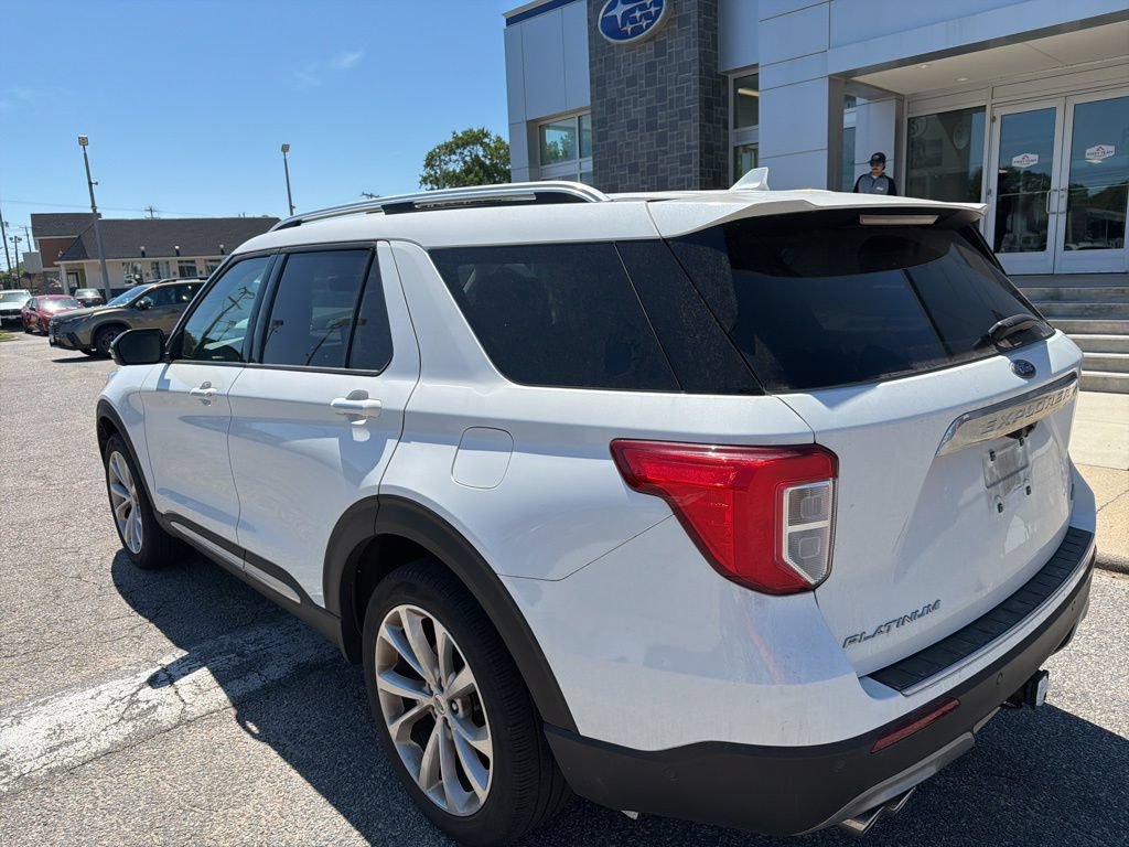 Used 2021 Ford Explorer Platinum w/ Equipment Group 601A AWD/4WD image 8