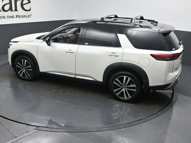 Used 2023 Nissan Pathfinder Platinum AWD/4WD image 41