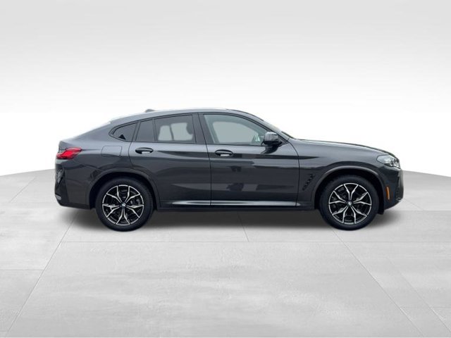 Certified 2025 BMW X4 xDrive30i w/ Premium Package AWD/4WD image 10