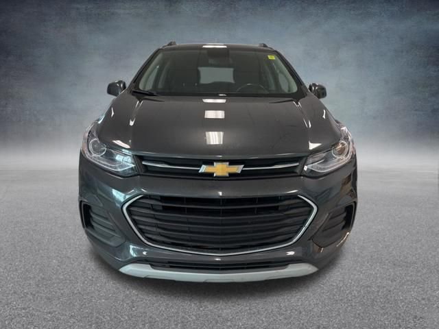 Used 2019 Chevrolet Trax LT w/ Driver Confidence Package image 3