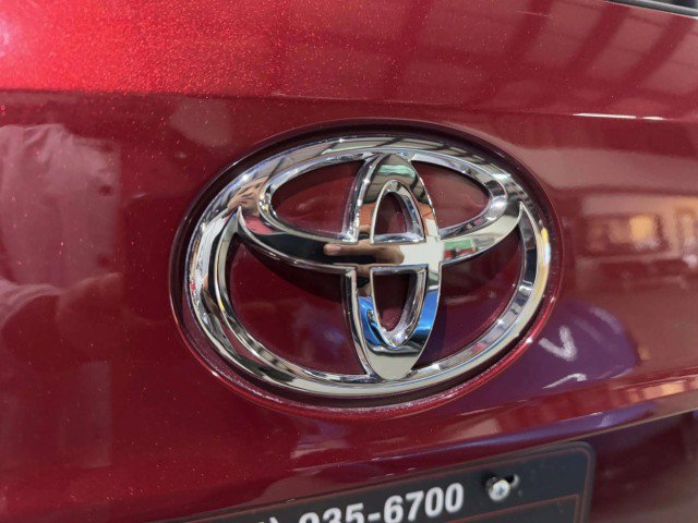 Used 2021 Toyota Highlander XLE image 20