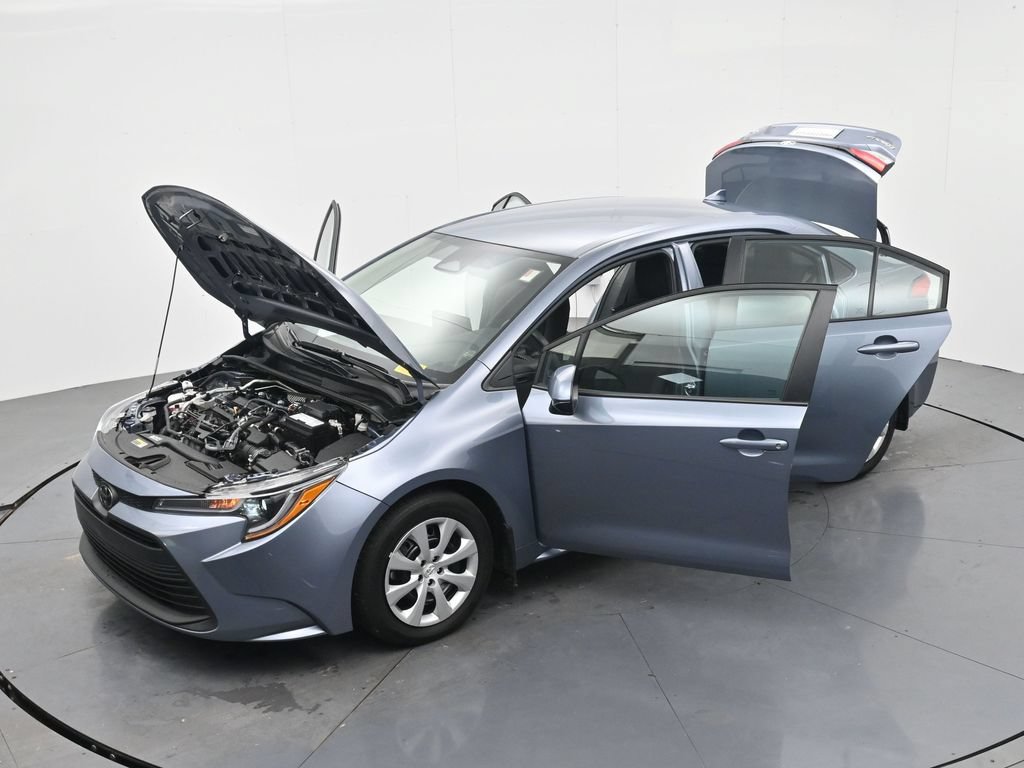 Used 2026 Toyota Corolla LE FWD image 39