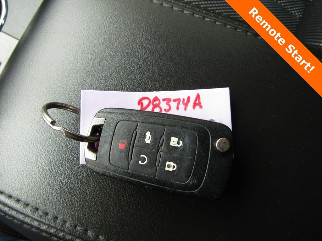 Used 2017 Chevrolet Equinox LT w/ Convenience Package image 16