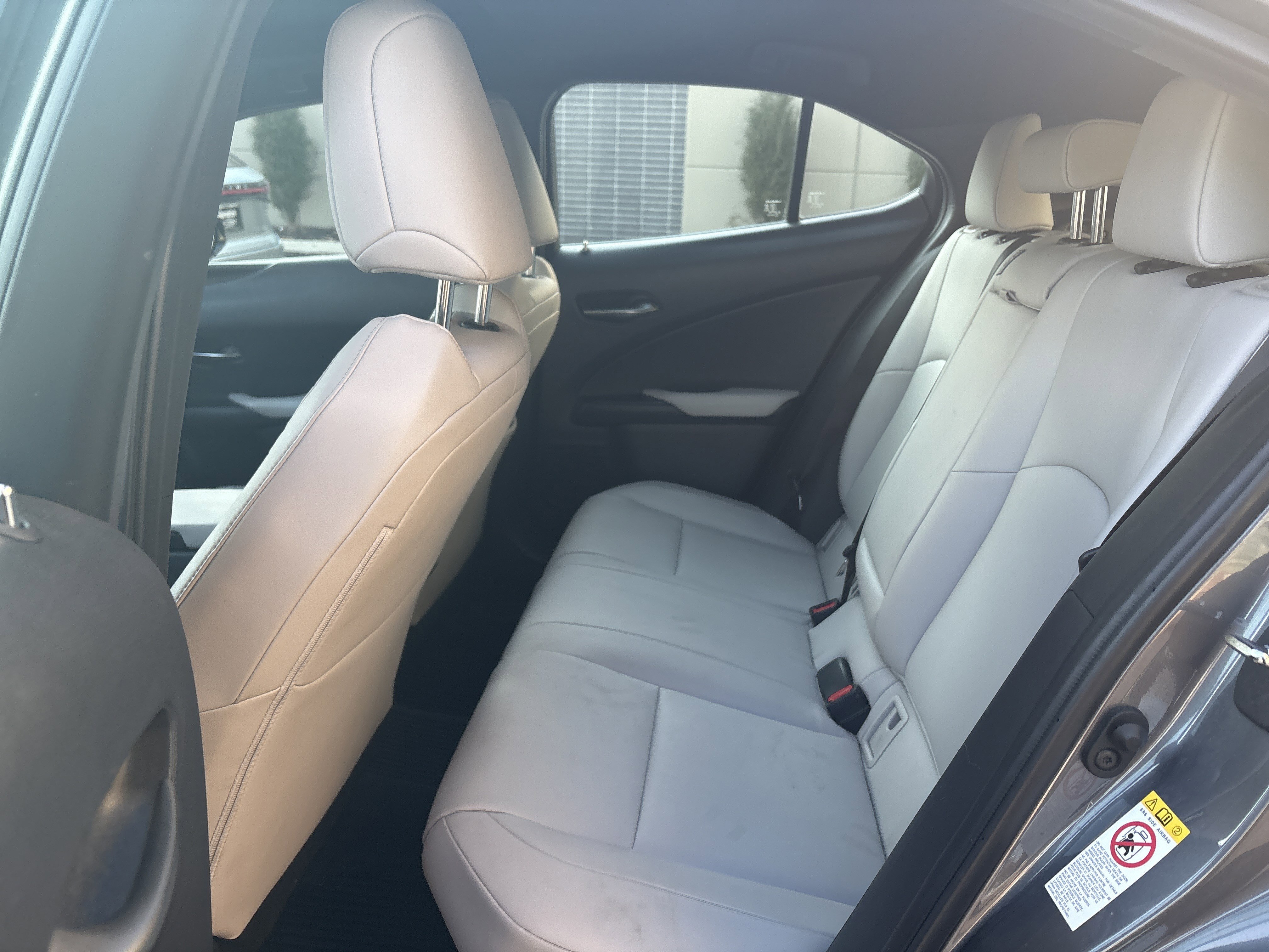 Used 2019 Lexus UX 250h image 30