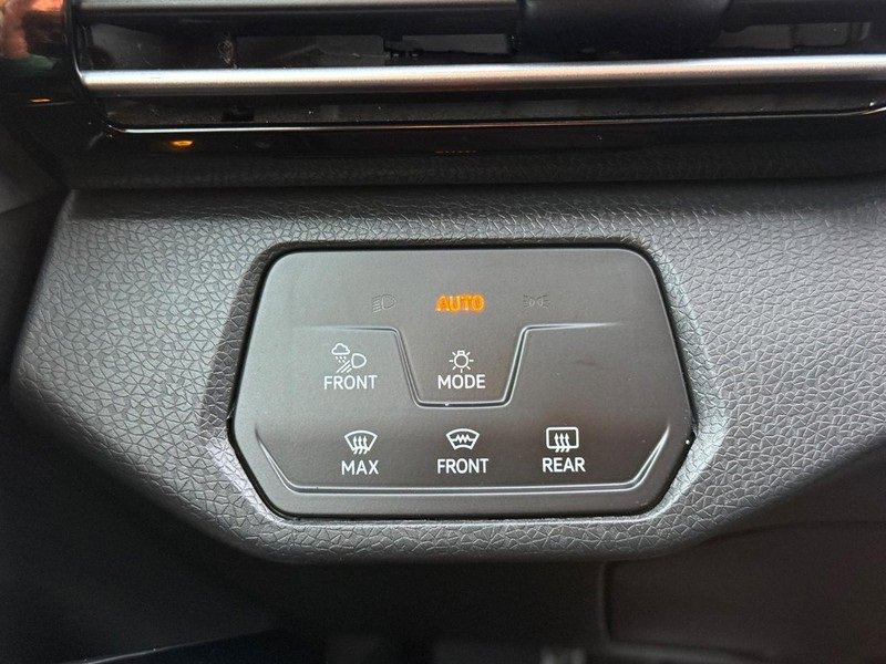 Used 2023 Volkswagen ID.4 Pro S image 28