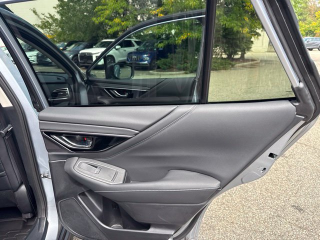 Used 2024 Subaru Outback Limited AWD/4WD image 27
