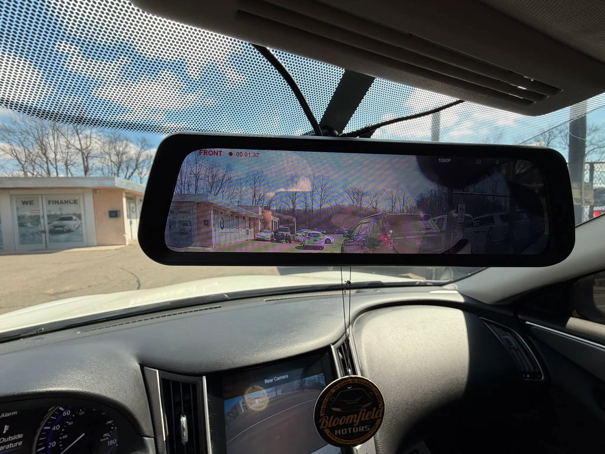 Used 2015 INFINITI Q50 Premium w/ Navigation Package AWD/4WD image 29