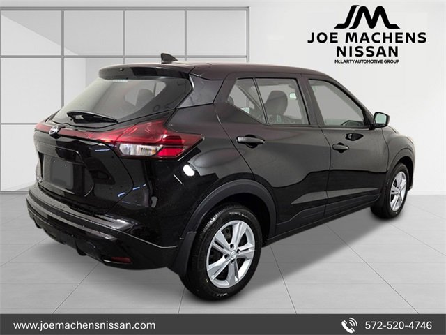 New 2025 Nissan Kicks Play S image 5