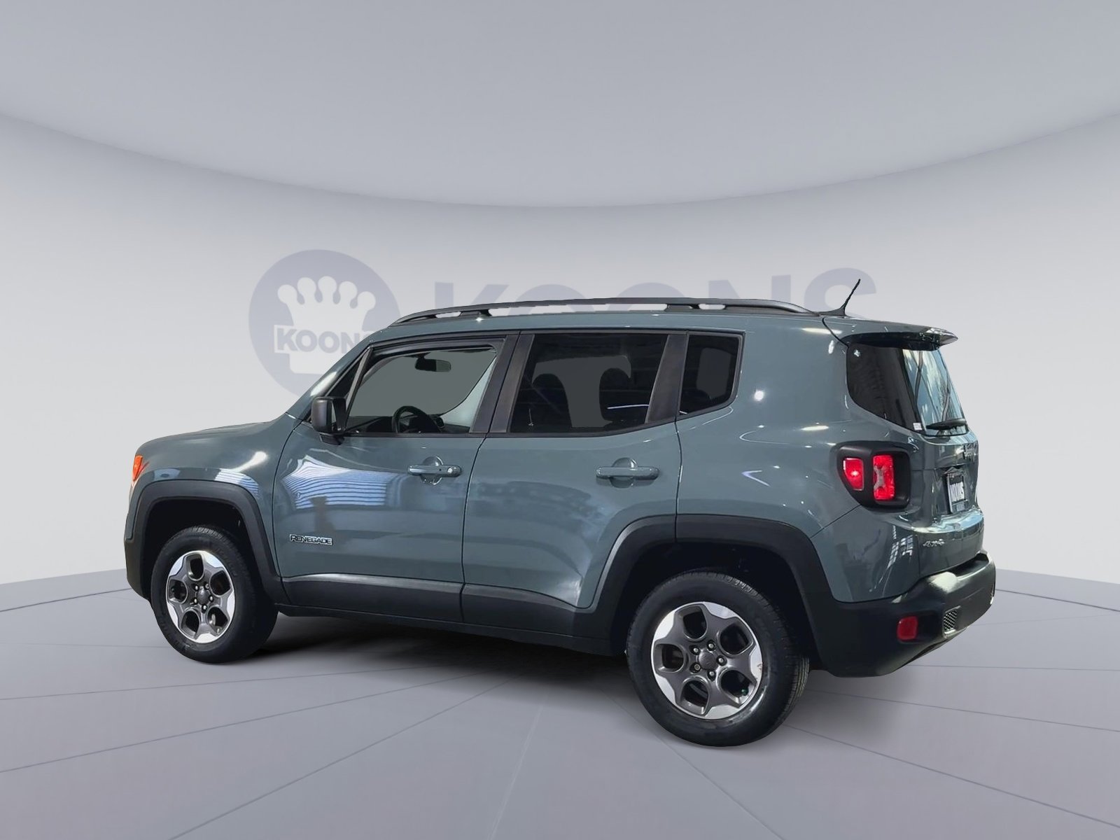 Used 2017 Jeep Renegade Sport w/ Power & Air Group image 8