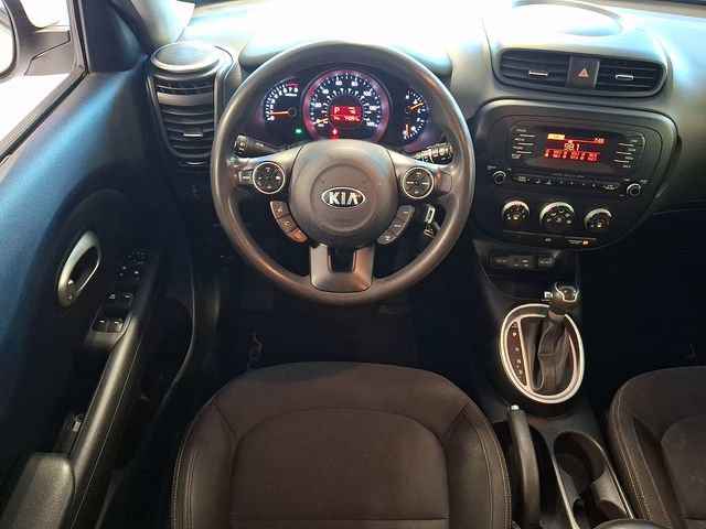 Used 2015 Kia Soul FWD image 13