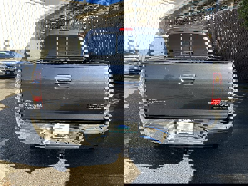 Used 2014 Toyota Tacoma PreRunner w/ SR5 Package image 4