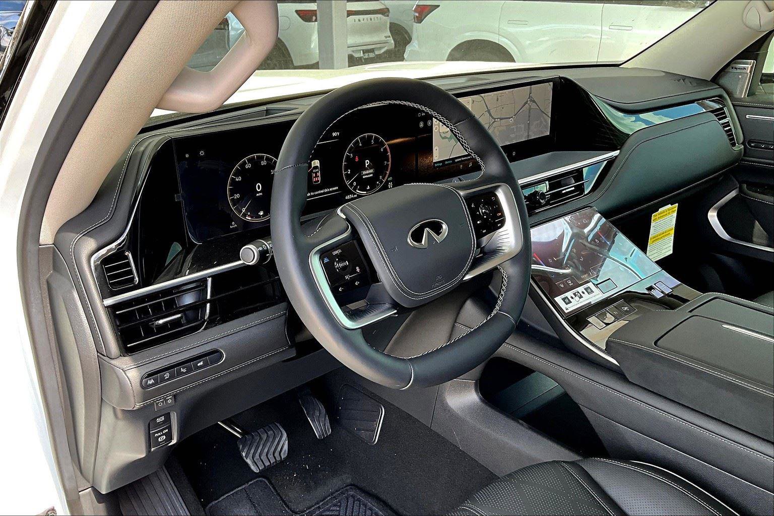 New 2025 INFINITI QX80 Sensory image 21