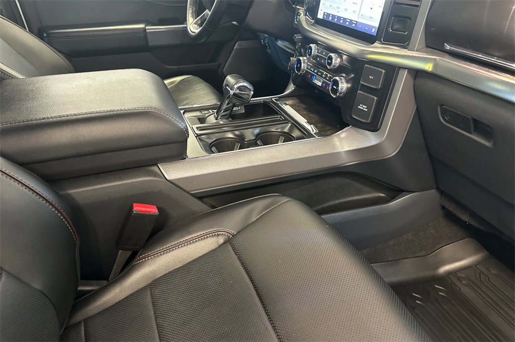 Used 2023 Ford F150 Lariat w/ Trailer Tow Package image 15