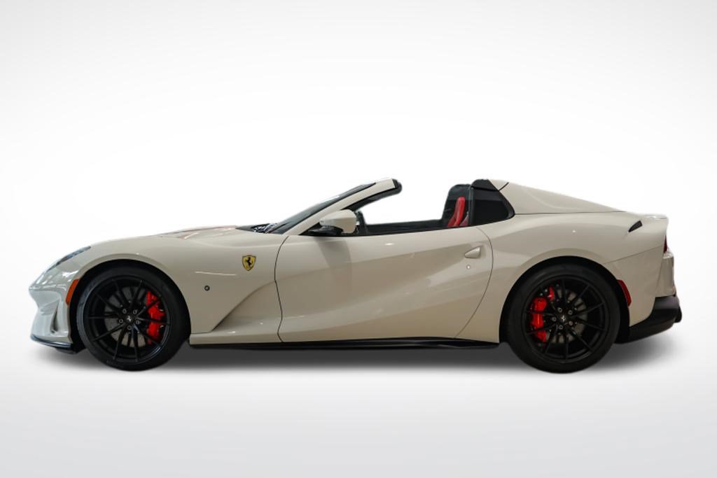 Used 2021 Ferrari 812 GTS RWD image 2