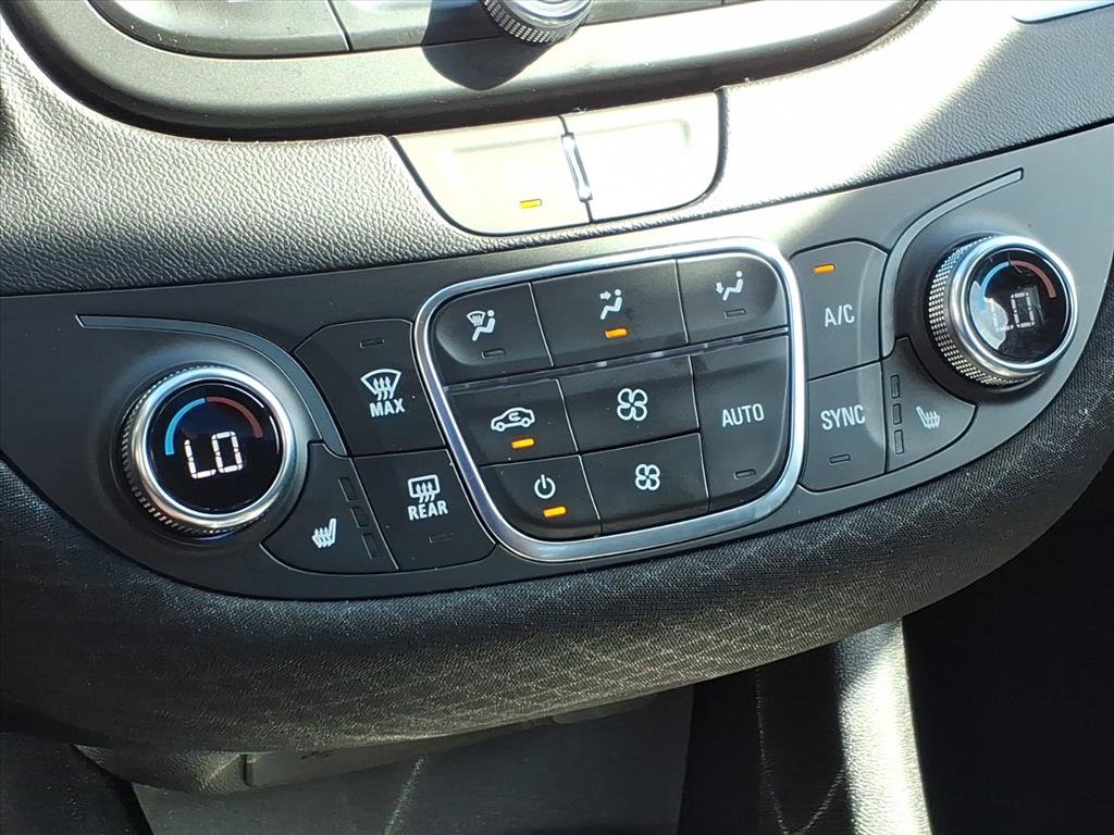 Used 2024 Chevrolet Malibu LT image 11