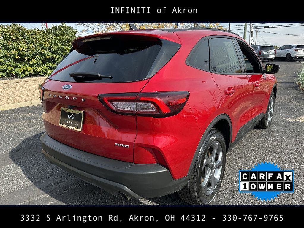 Used 2025 Ford Escape ST-Line image 9
