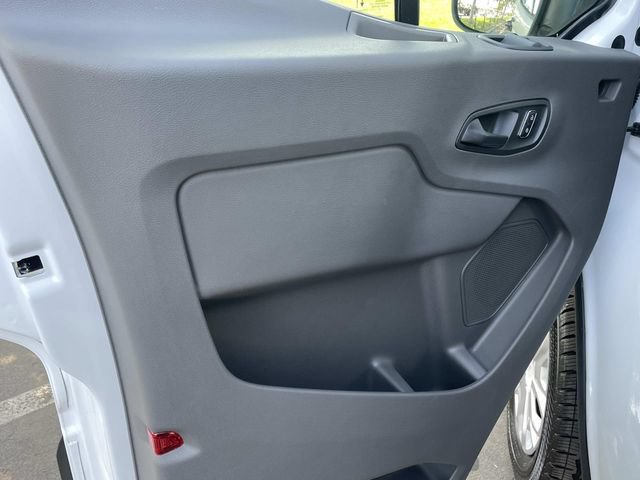 New 2025 Ford Transit 250 Low Roof RWD image 15