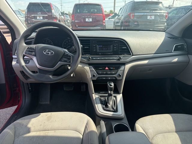 Used 2018 Hyundai Elantra SE FWD image 13