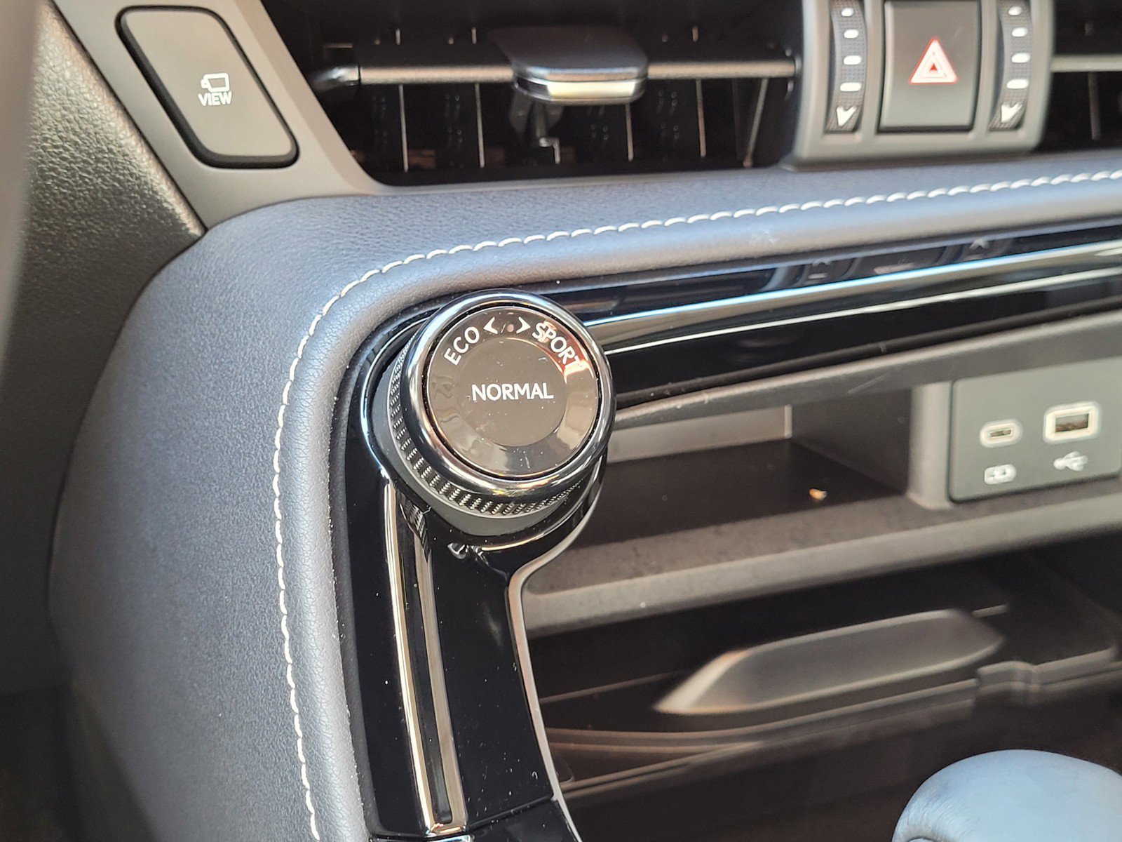 Certified 2025 Lexus NX 350h 350h Premium w/ Cold Area Package image 17