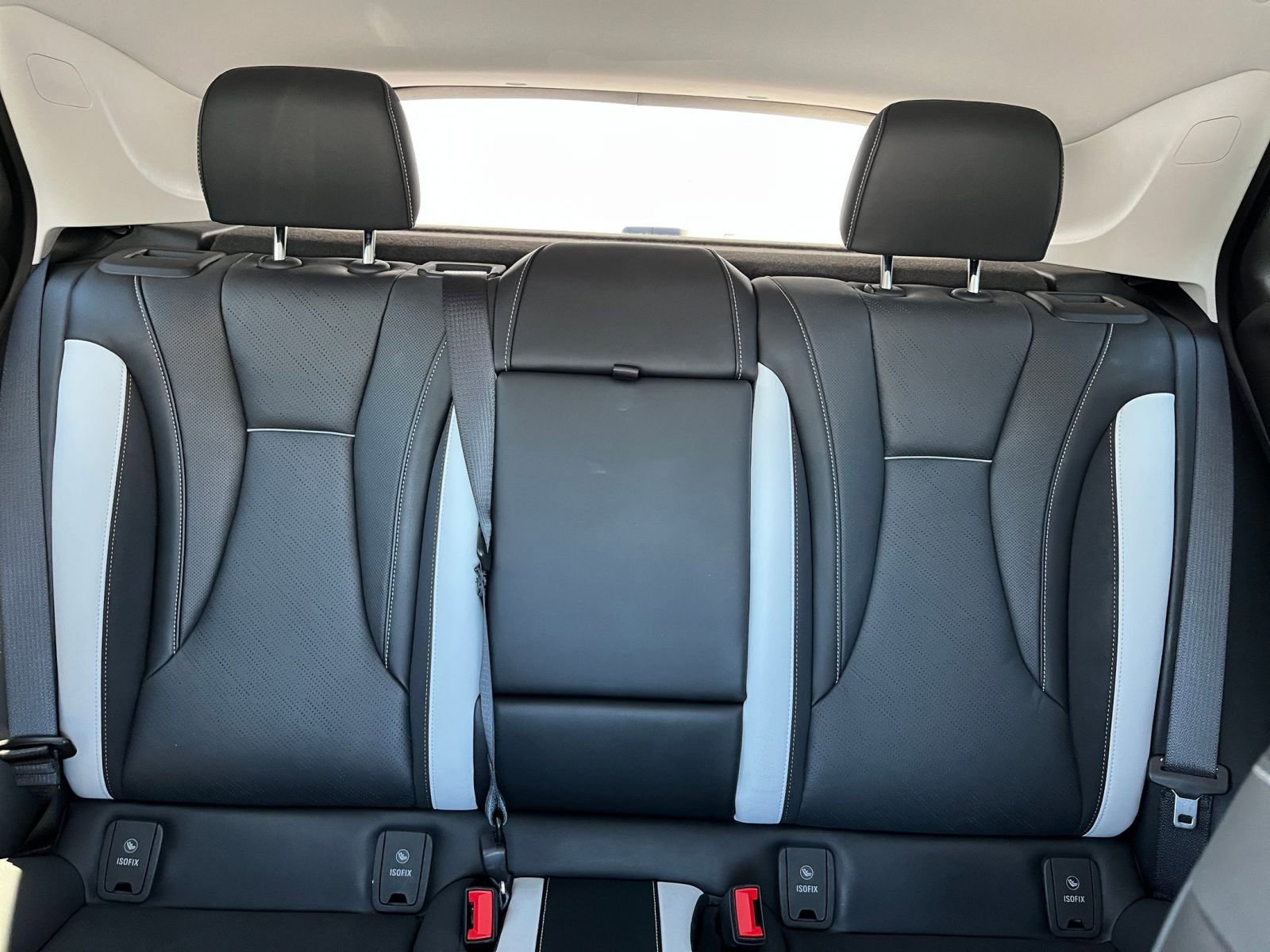 Used 2024 Buick Envision Sport Touring image 38