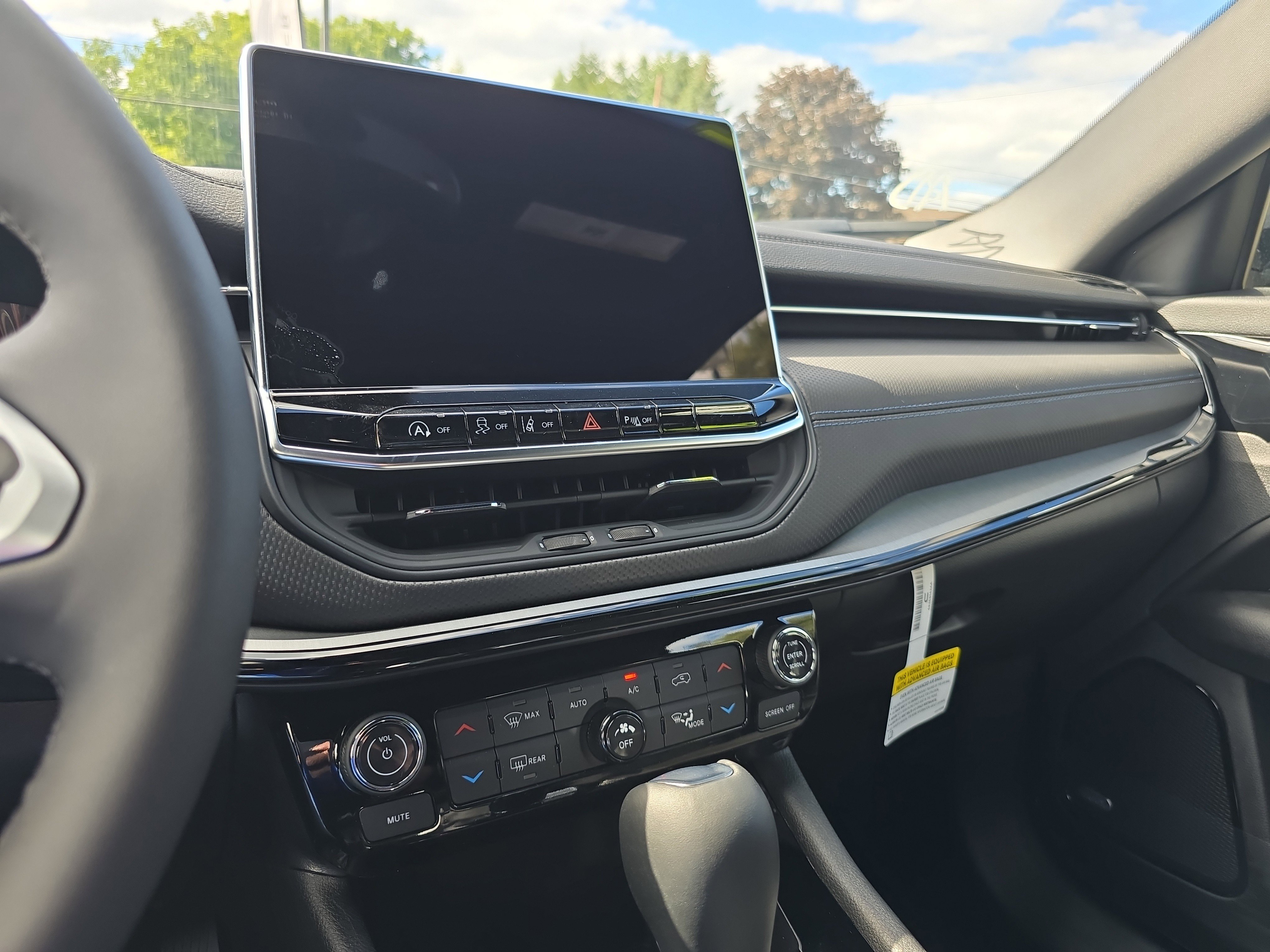 New 2025 Jeep Compass Limited w/ High Altitude Package image 25