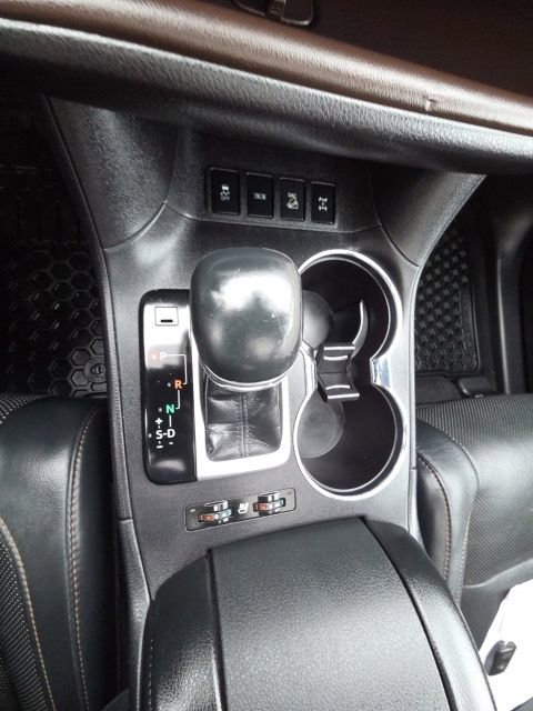 Used 2018 Toyota Highlander Limited image 51