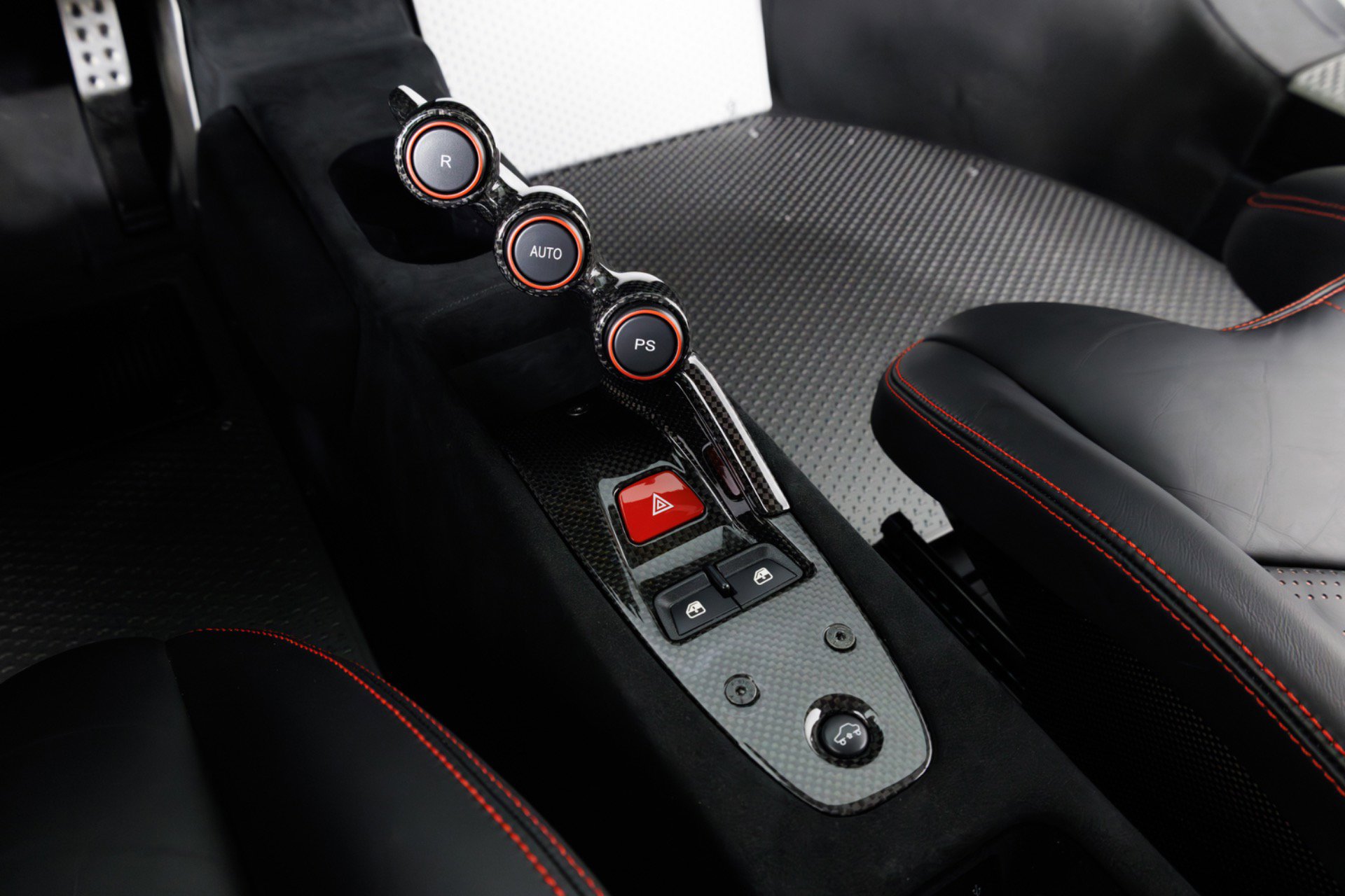 Used 2014 Ferrari 458 Speciale Coupe image 26