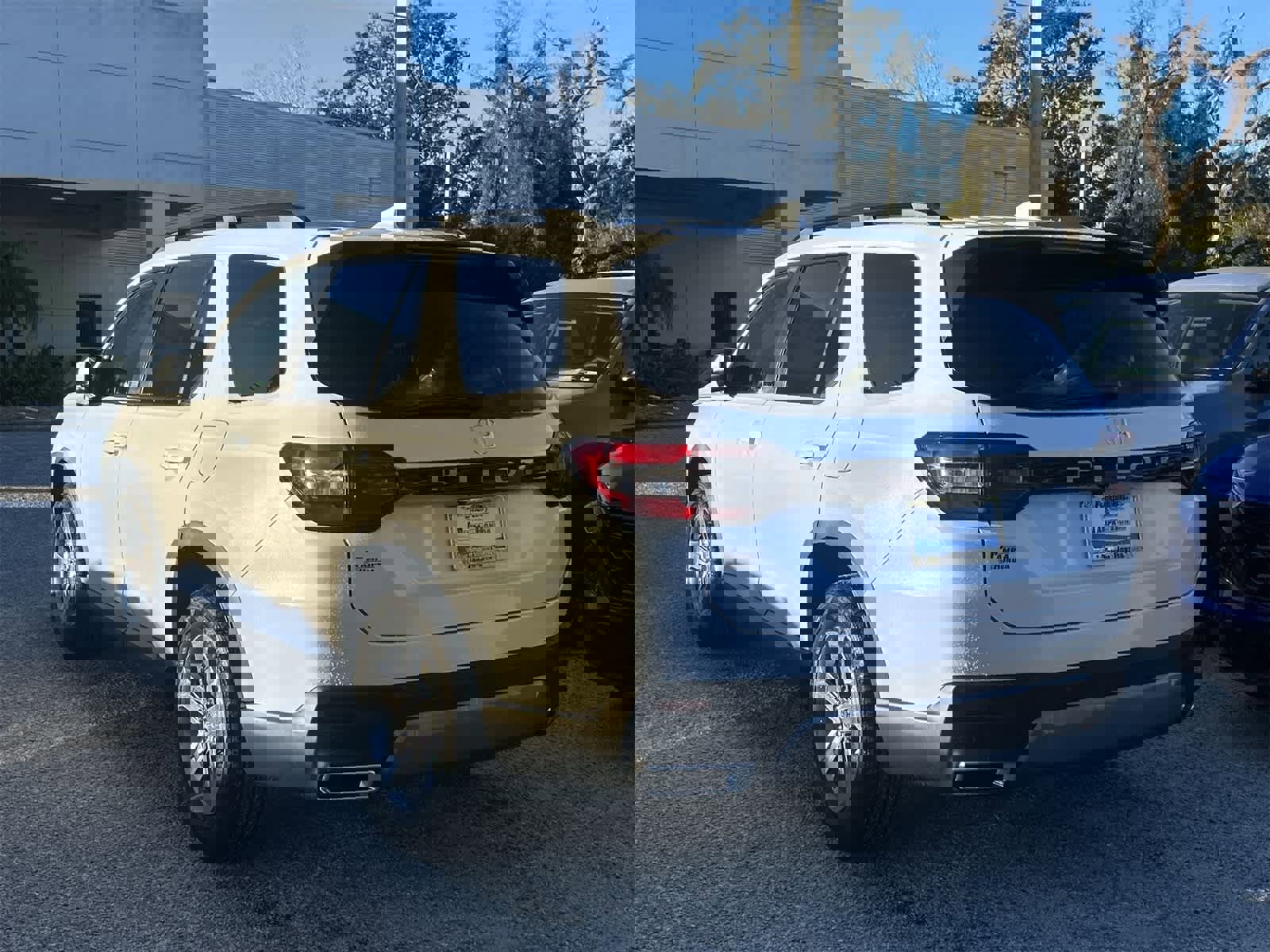 New 2026 Honda Pilot EX-L image 4