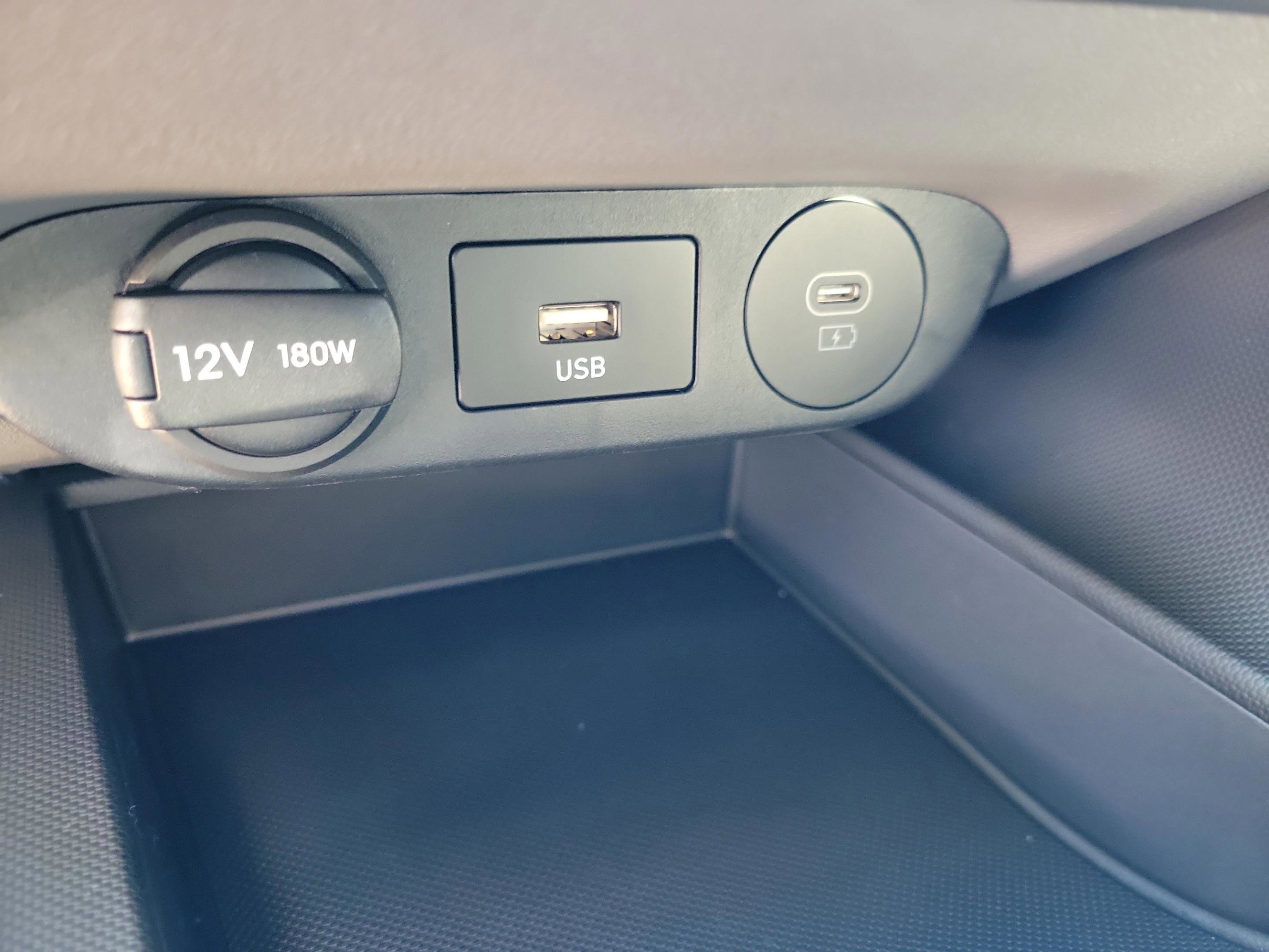 New 2026 Hyundai Elantra SE image 23