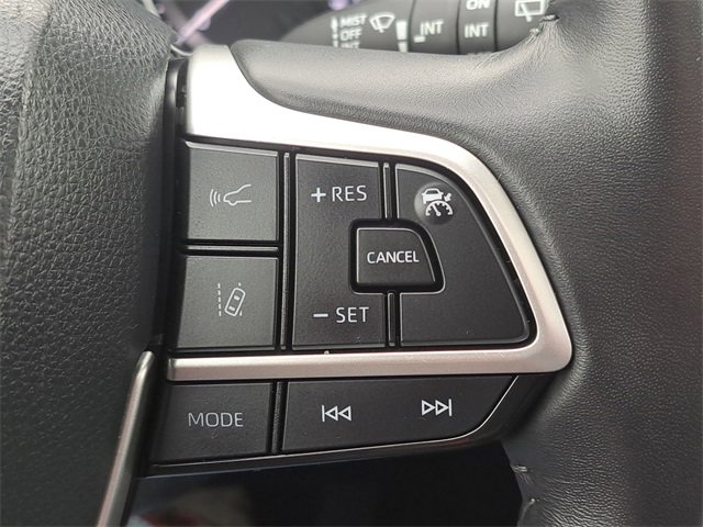 Used 2024 Toyota Highlander XLE image 13