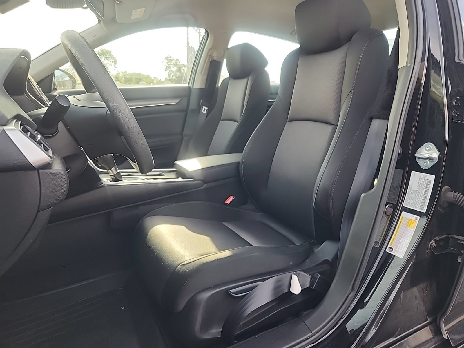 Used 2022 Honda Accord LX image 8