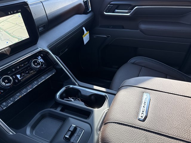 New 2026 GMC Sierra 2500 Denali w/ Denali Reserve Package image 21