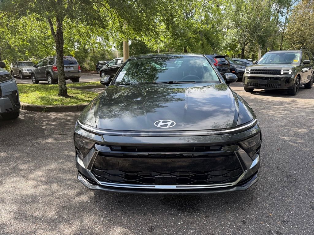 Used 2025 Hyundai Sonata SEL FWD image 2