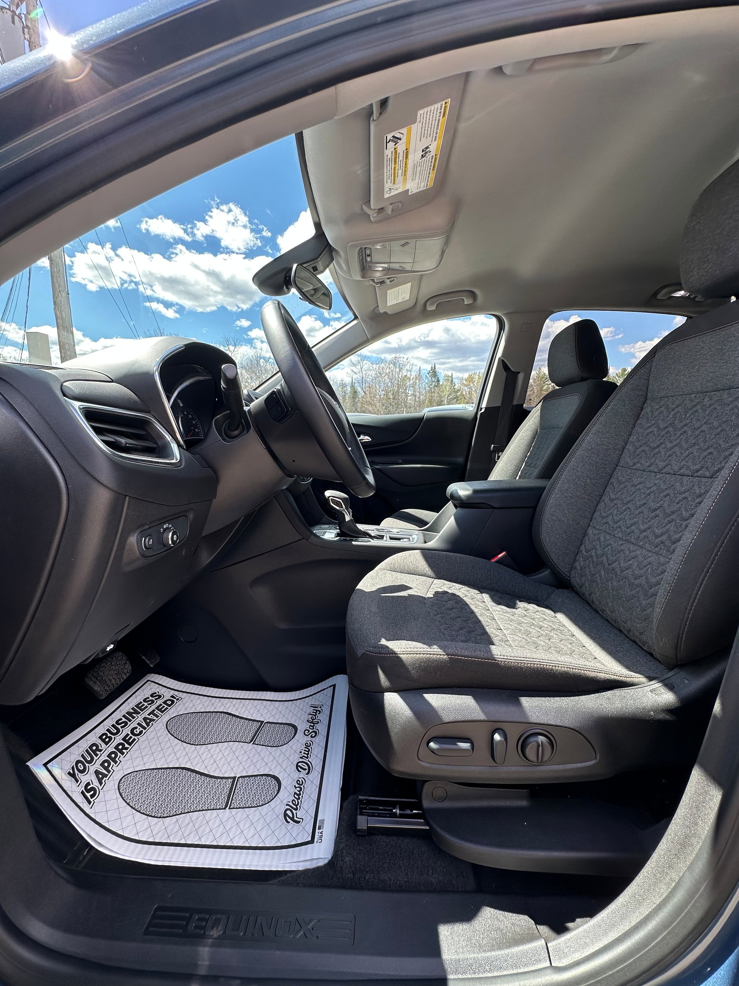 Used 2024 Chevrolet Equinox LT AWD/4WD image 9