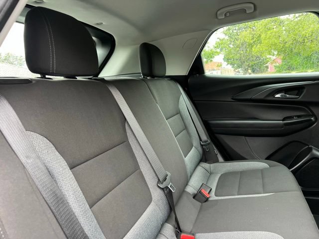 Used 2021 Chevrolet TrailBlazer LS FWD image 20